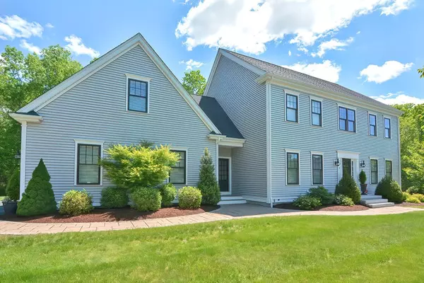 4 Dutton Drive, Mansfield, MA 02048