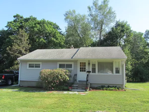 4 Danielian Dr, West Boylston, MA 01583