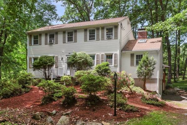 414 Foster St, North Andover, MA 01845