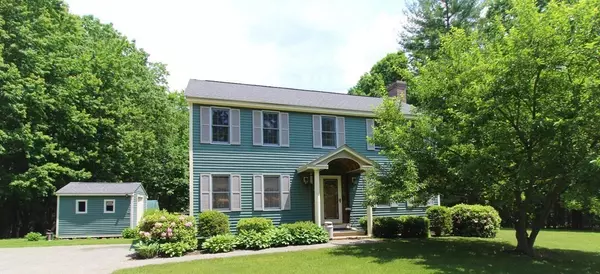 11 Palomino Dr, Tyngsborough, MA 01879