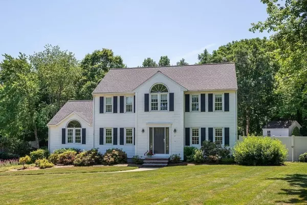 17 Beaumonts Pond, Foxboro, MA 02035