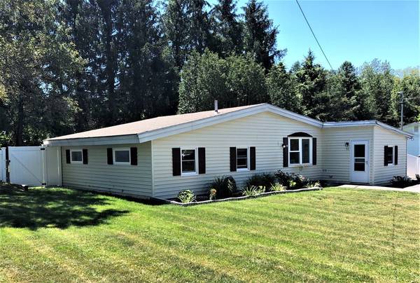 11 Austin Drive, Dover, NH 03820