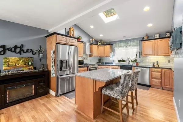 West Boylston, MA 01583,107 Maple St