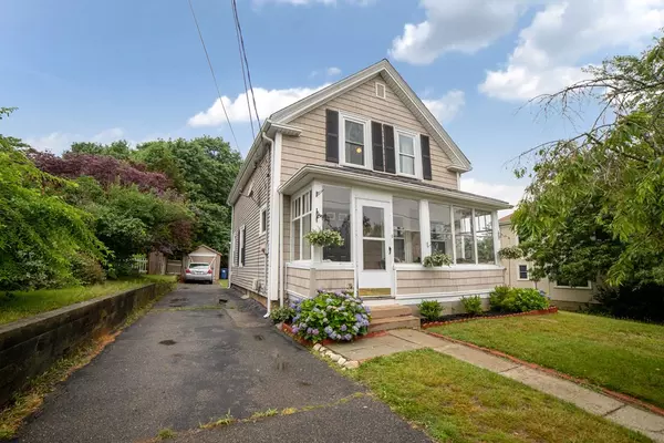 9 Hamilton St,  Plymouth,  MA 02360