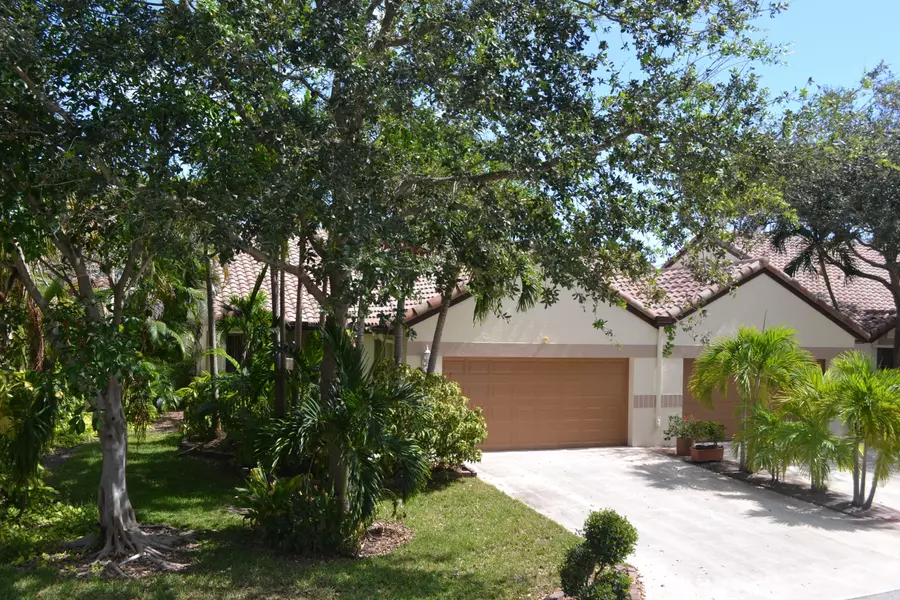 324 Eastwood TER, Boca Raton, FL 33431