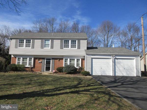 31 NORTHAMPTON DR, Willingboro, NJ 08046