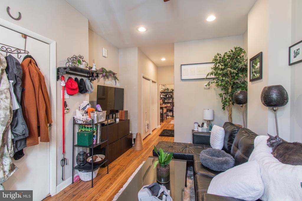 Philadelphia, PA 19145,1544 MCKEAN ST