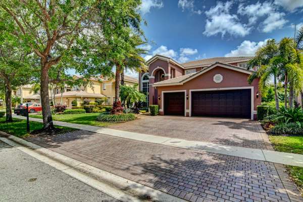 9830 Savona Winds DR, Delray Beach, FL 33446