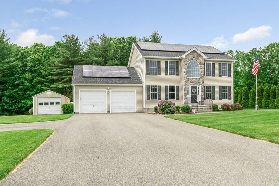 12 Myles Ln, Shirley, MA 01464