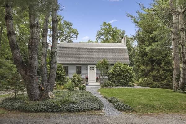 433 Rounseville Rd, Rochester, MA 02770