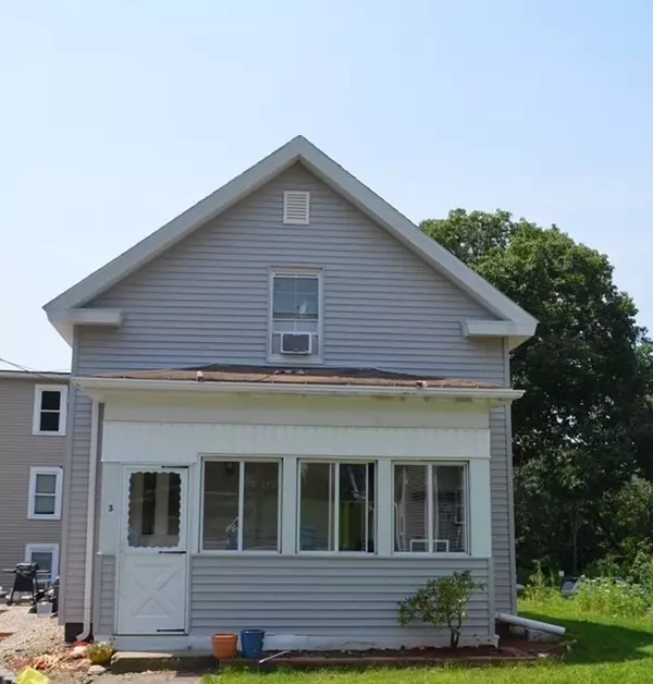 Upton, MA 01568,3 Driscoll Ln