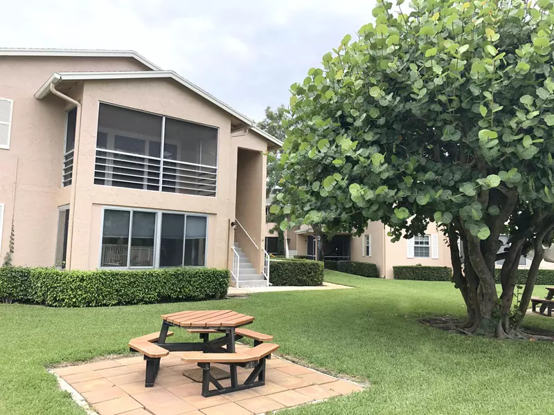 12370 Alternate A1a M7, Palm Beach Gardens, FL 33410