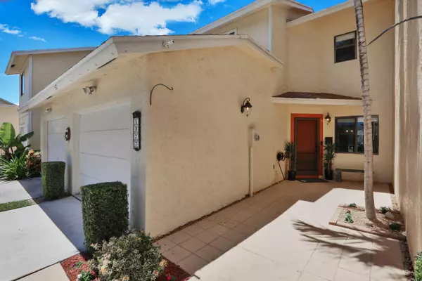 West Palm Beach, FL 33406,1577 Woodbridge Lakes CIR