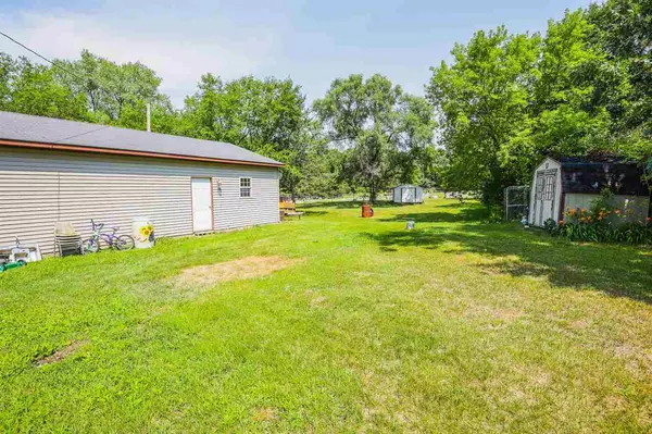 Pardeeville, WI 53954,N6188 Duck Creek Rd