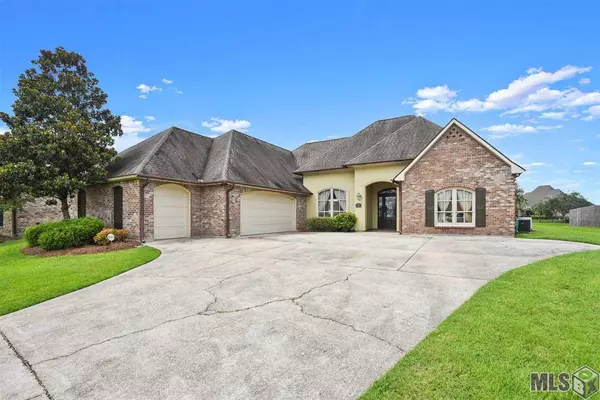 6929 LAGOON CT, Greenwell Springs, LA 70739