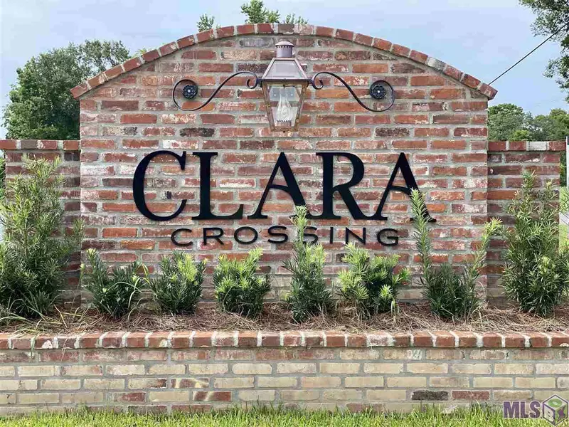 10295 ST CLARA AVE, Port Allen, LA 70767