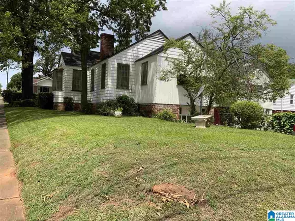 901 W 5TH PLACE, Birmingham, AL 35204