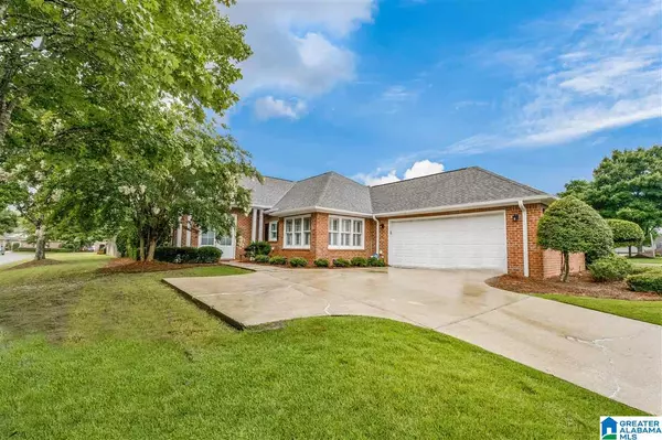 Vestavia Hills, AL 35242,4205 VESTVIEW CIRCLE