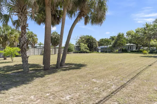 Stuart, FL 34994,0 SE Lonita ST