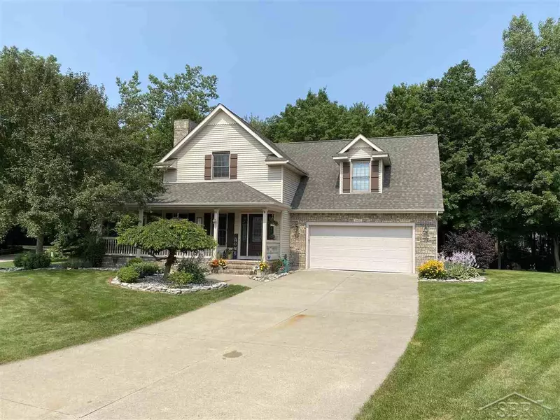 11622 Saddlebrook Cir, Freeland, MI 48623