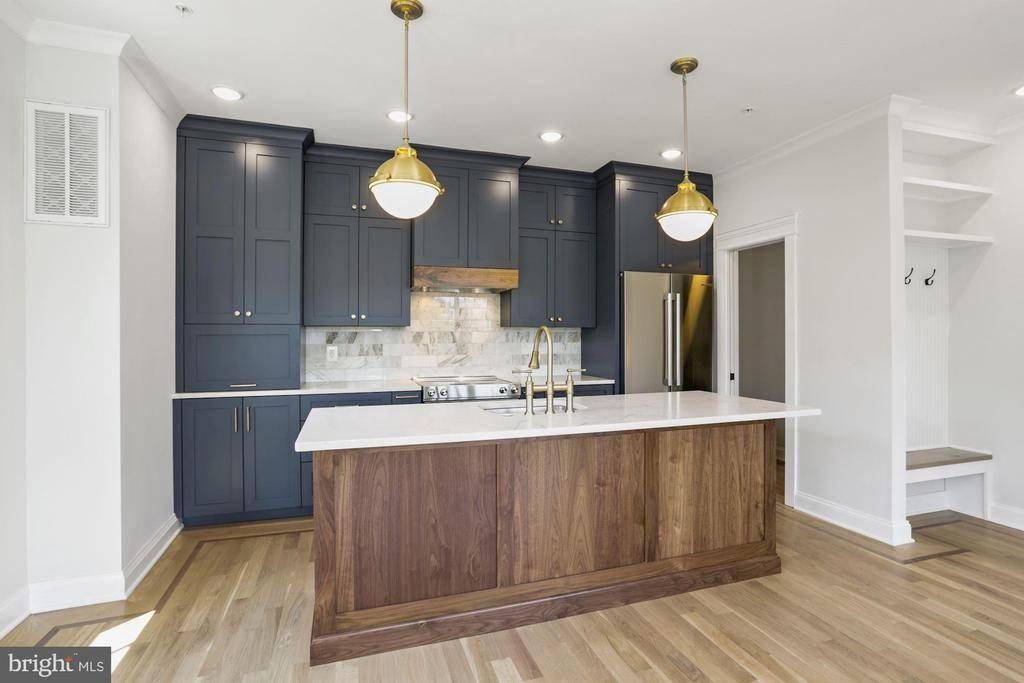 Washington, DC 20010,3569 WARDER ST NW #5