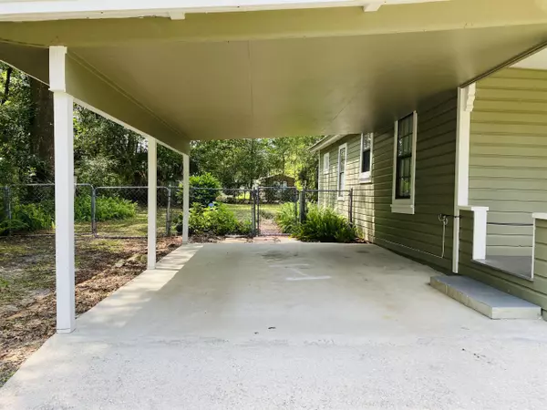 Perry, FL 32347,303 W Cedar Street