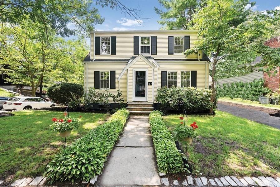 27 Conant Rd, Brookline, MA 02467