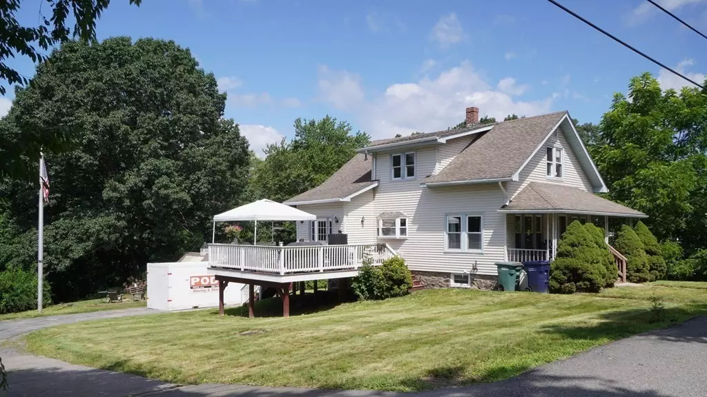 94 Mccarthy Ave, Leicester, MA 01611