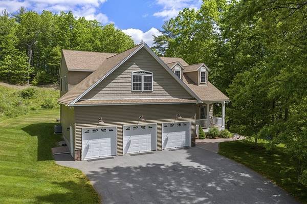 47 Fort Pond Ln, Lancaster, MA 01523