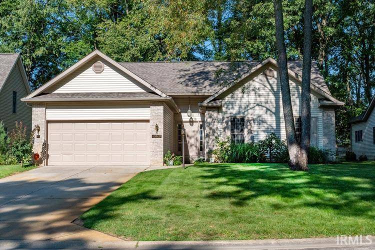 2209 Woodland Court, Elkhart, IN 46514