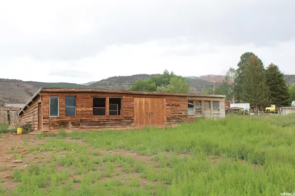 Bicknell, UT 84715,296 W 100 N