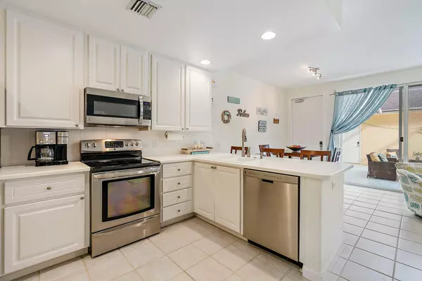 Jupiter, FL 33458,312 Legare CT