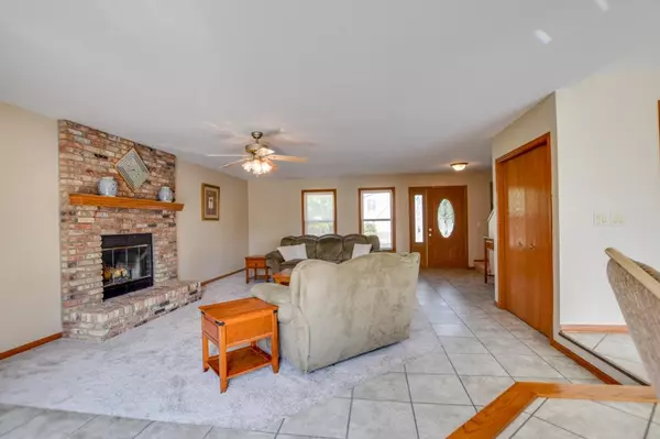 Waunakee, WI 53597,1205 Wimbleton Way