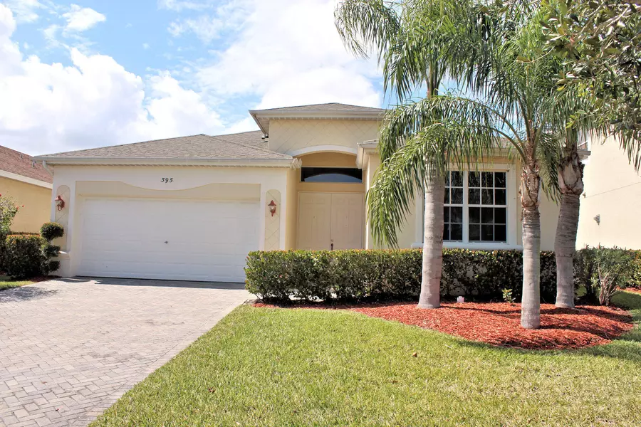 595 SW Calamondin WAY, Vero Beach, FL 32968