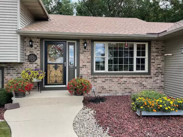 Deerfield, WI 53531,106 Oak Ridge Ct