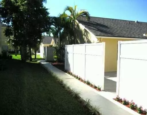 14068 Wellington TRCE, Wellington, FL 33414