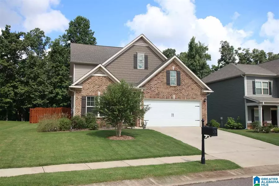 210 LAKERIDGE DRIVE, Trussville, AL 35173