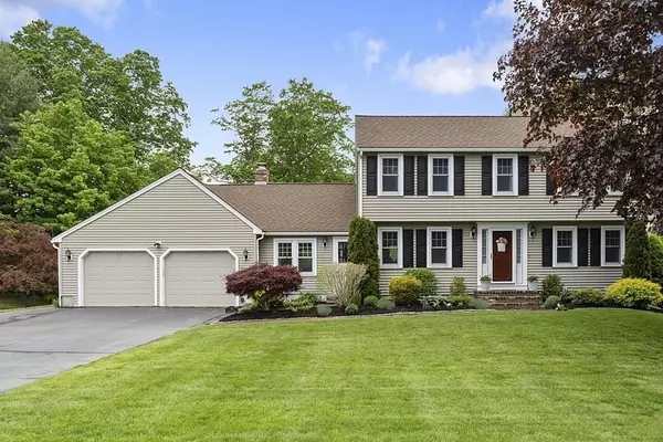 12 Fairview Drive,  Westford,  MA 01886