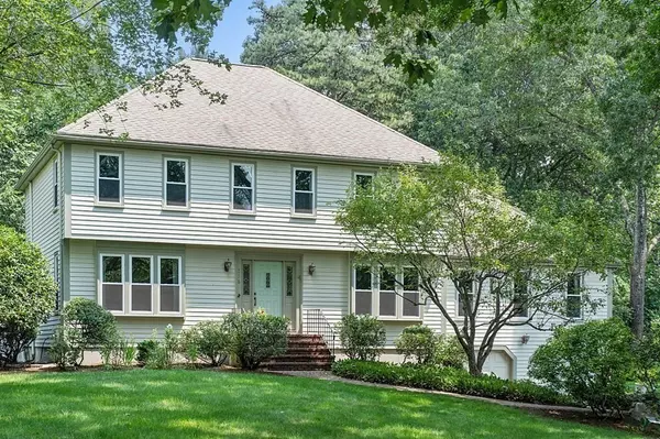 136 Hill St, Concord, MA 01742