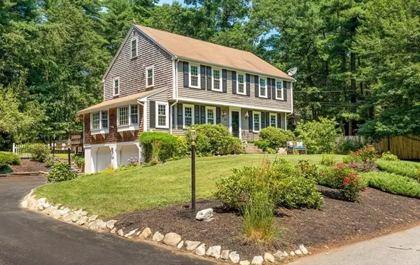 103 Hitty Tom Rd, Duxbury, MA 02332