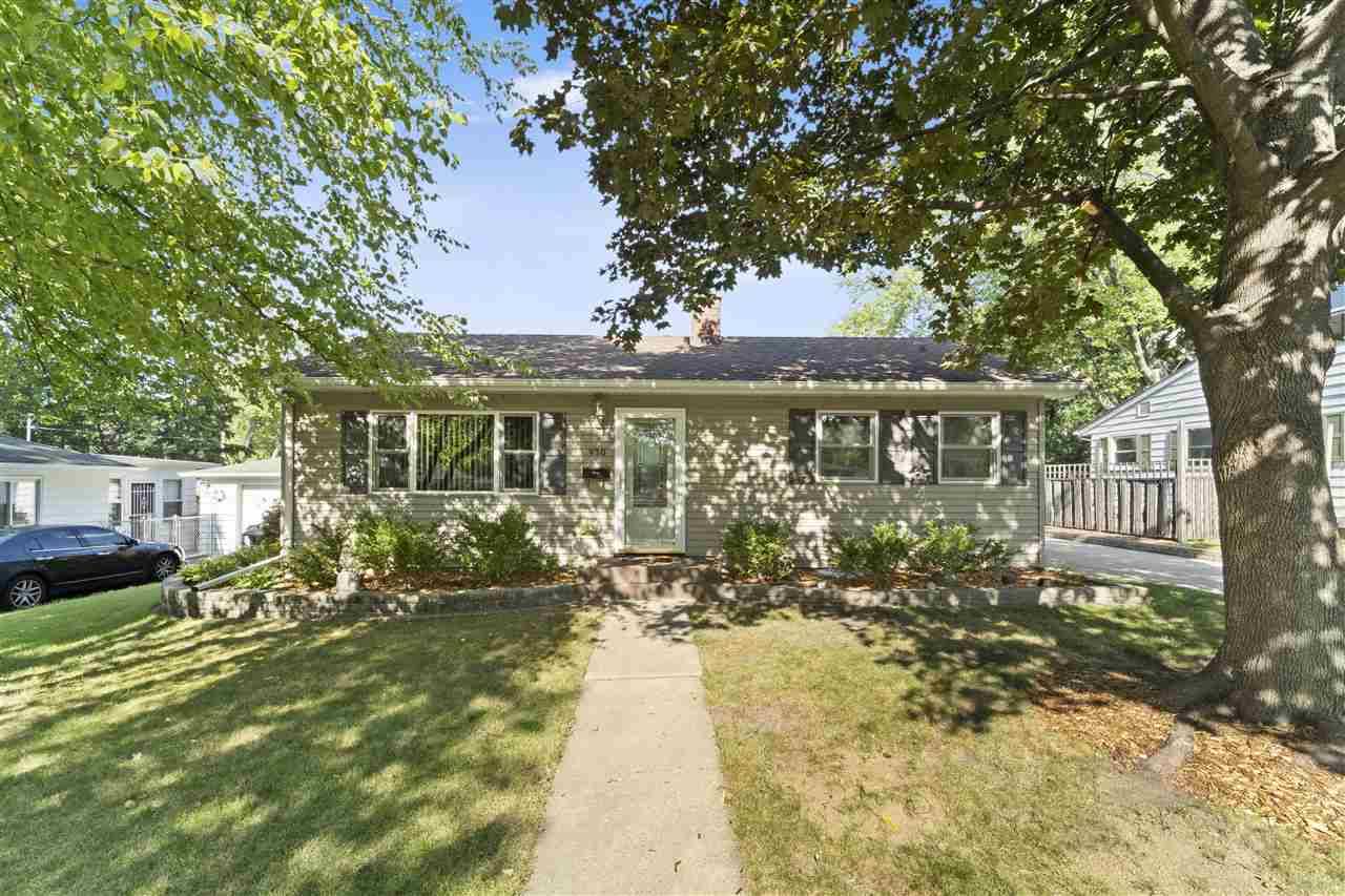 930 Mayfair Ave, Madison, WI 53714