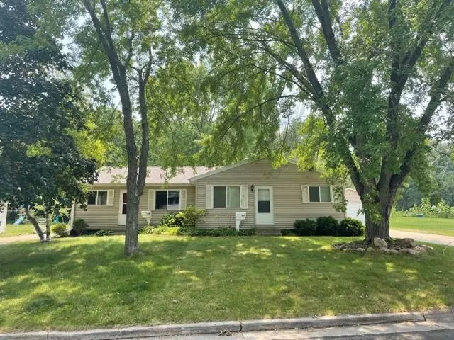 207-209 Parkview Ln, Verona, WI 53593