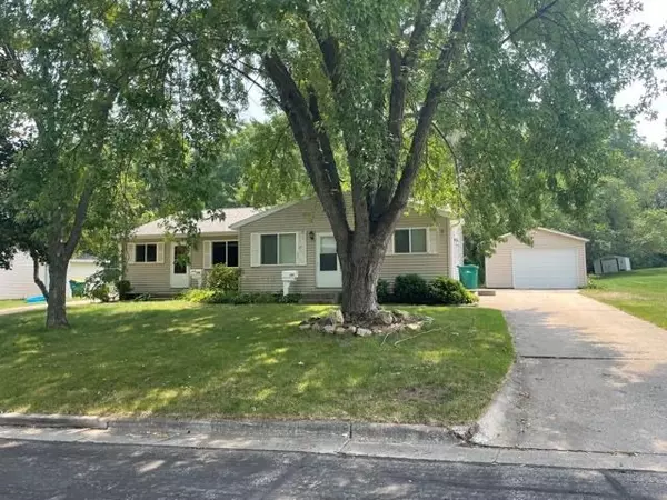 Verona, WI 53593,207-209 Parkview Ln