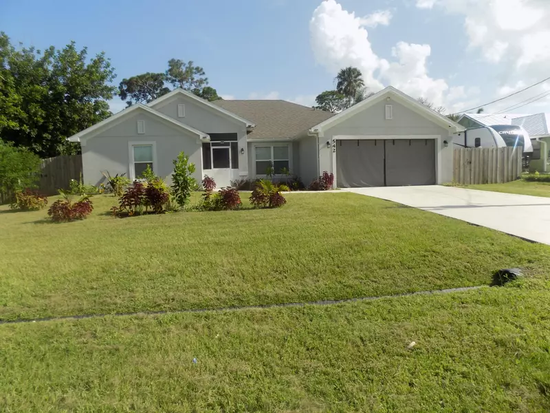 542 SE Majestic TER, Port Saint Lucie, FL 34983