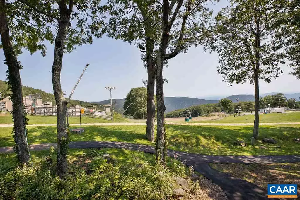 Wintergreen Resort, VA 22967,243 TIMBERS CONDOS