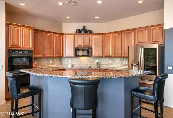 Oro Valley, AZ 85755,740 W Bright Canyon Drive