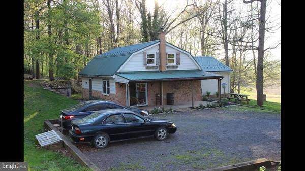 Pine Grove, PA 17963,101 HUNTERS DR