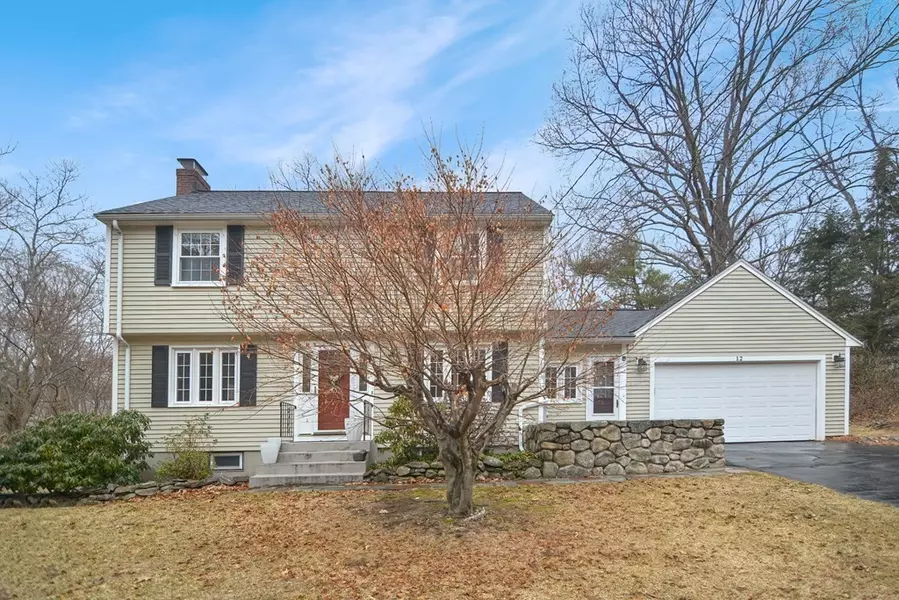 12 Oneida Rd, Acton, MA 01720