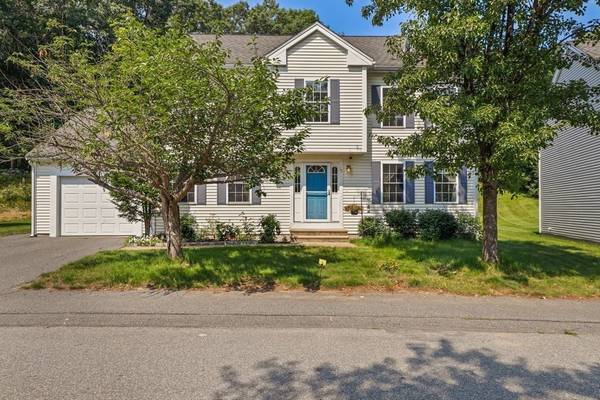 19 Joyce Ln, Boxborough, MA 01719