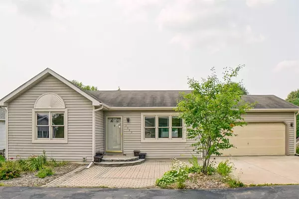 3045 Artesian Ln, Madison, WI 53713